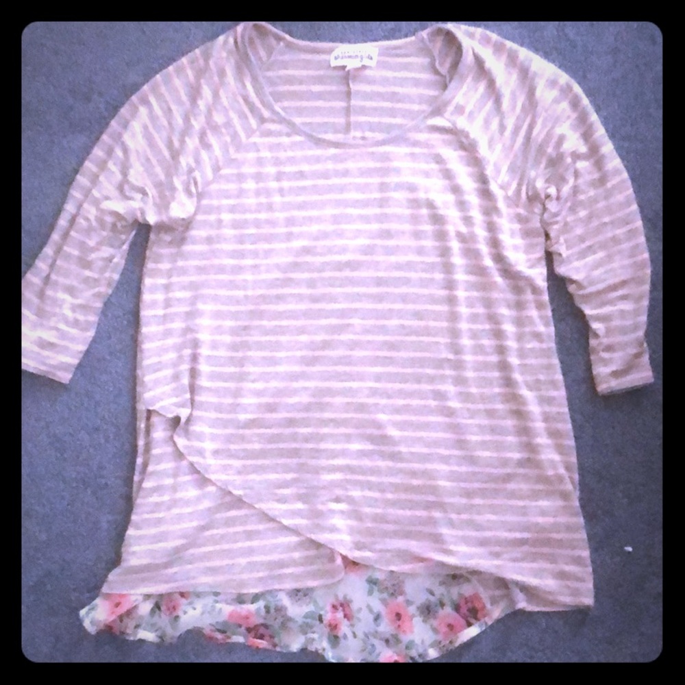 Cute light weight top